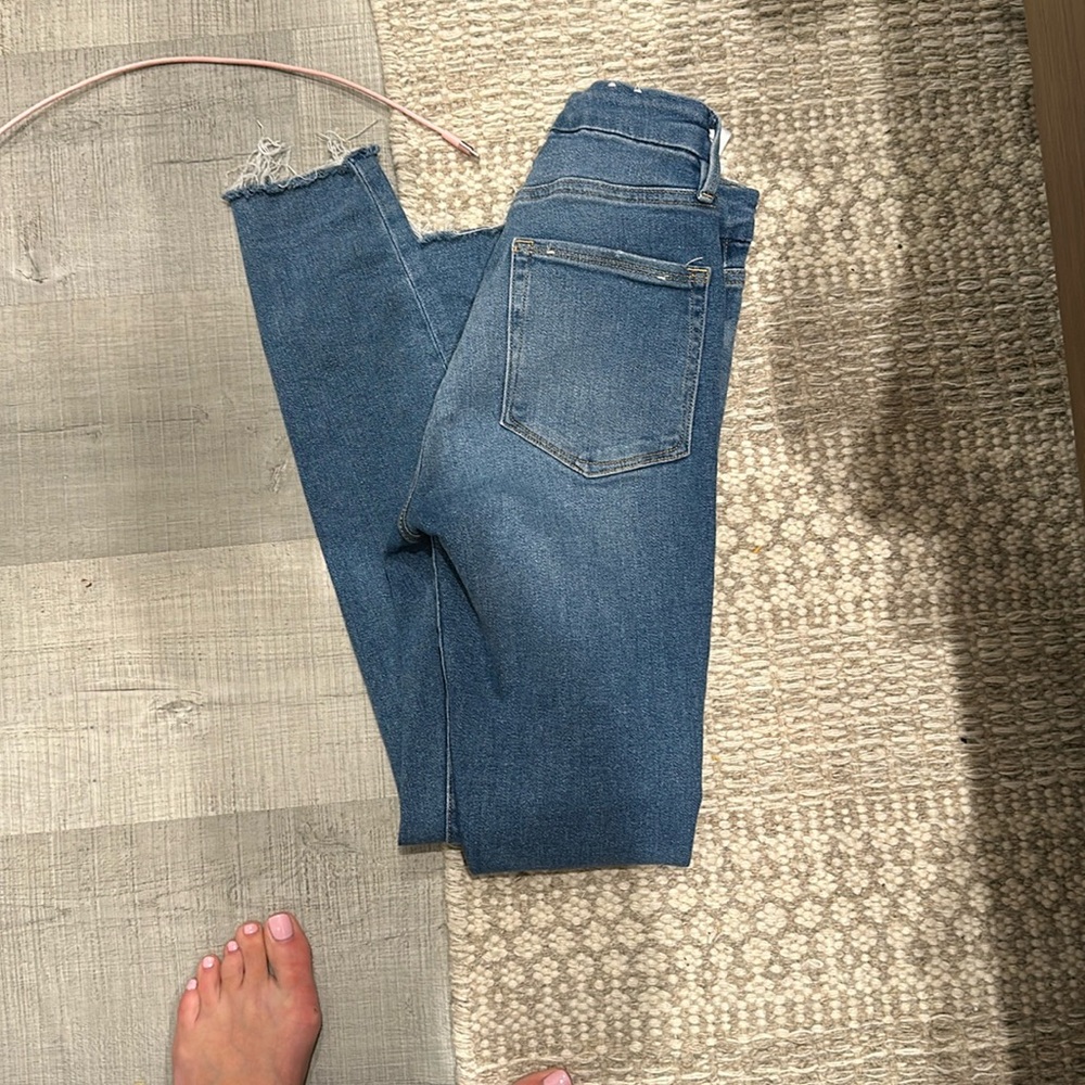 Good American jeans a staple and so comfortable. Worn once